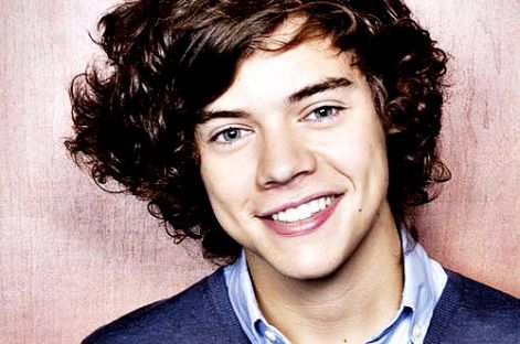 harry_styles____one_direction_by_inglesfashion-d4if07e.jpg